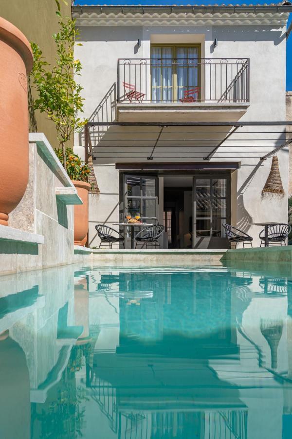 Marcelle En Camargue Hotel Aigues-Mortes Exterior photo